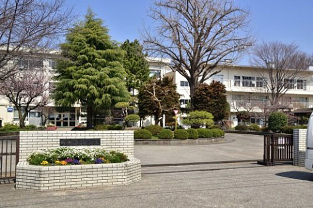 谷口台小学校（約413m）