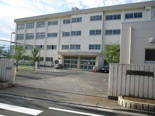 第二中学校(約868m)