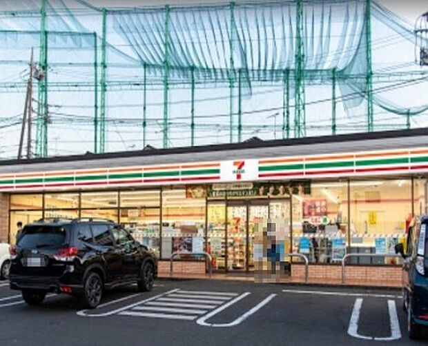 セブンイレブン 京王山田駅前店(約163m)