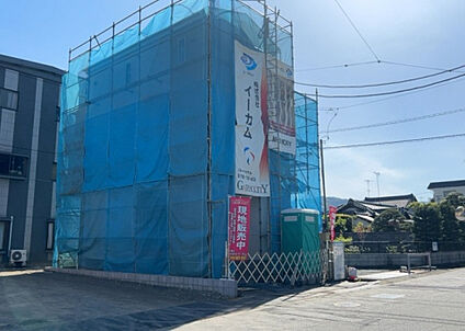 前面道路含む現地写真_2