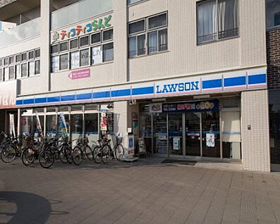ローソン　町田相原駅西口店 775m(徒歩10分)