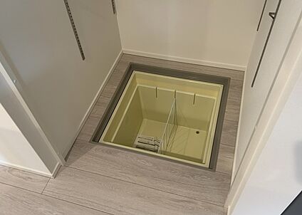 キッチン床下収納