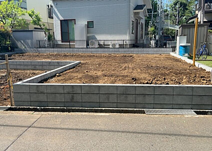 前面道路含む現地写真_3
