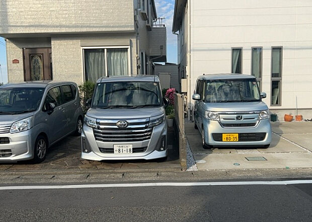【物件からの展望_2】眺望を気にして物件を探す場合、前面に建物が建っていないか現地で確認しましょう！前面に建物があると景色はもちろん、日当たりや風通しにも影響が出てきます。住んだ時のことを想像しながら現地見学をしましょう。