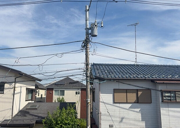 【物件からの展望】眺望を気にして物件を探す場合、前面に建物が建っていないか現地で確認しましょう！前面に建物があると景色はもちろん、日当たりや風通しにも影響が出てきます。住んだ時のことを想像しながら現地見学をしましょう。