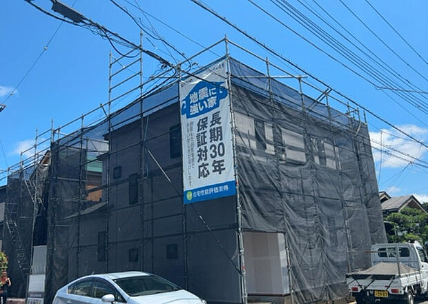【その他設備】敷地内には、散水栓や立水栓があります。水道水を直接利用できるため、水を運ぶ手間を省くことが出来ます。大量の水を必要とする洗車作業や清掃などに役立ちます。その他設備とあわせて、現地でご確認ください。