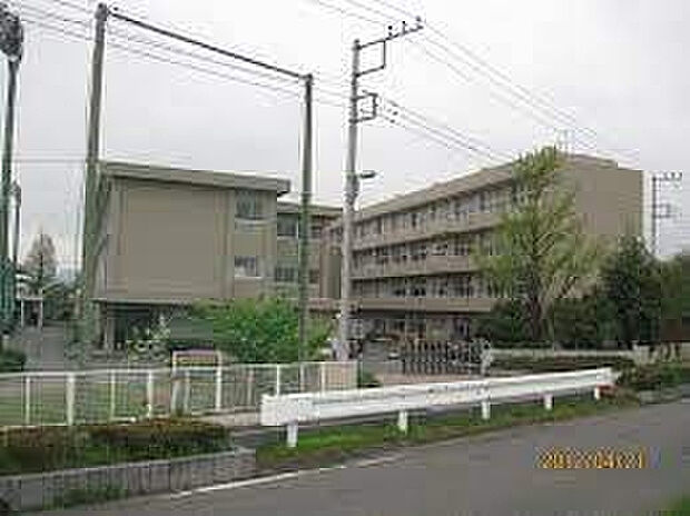 相川中学校(約786m)