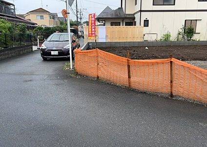 前面道路含む現地写真_2