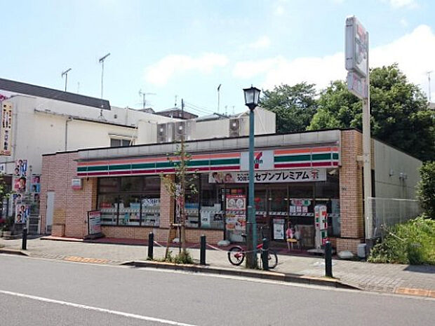 セブンイレブン 玉川学園ニ丁目店(約357m)