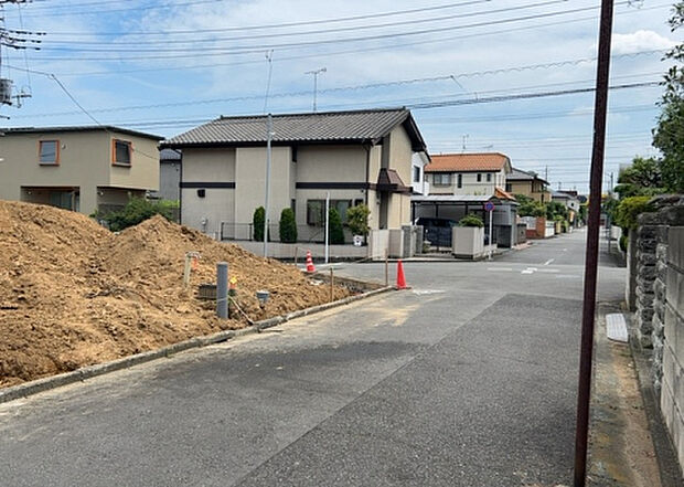 【物件からの展望】眺望を気にして物件を探す場合、前面に建物が建っていないか現地で確認しましょう!前面に建物があると景色はもちろん、日当たりや風通しにも影響が出てきます。住んだ時のことを想像しながら現地見学をしましょう。