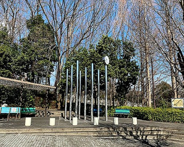 出羽山公園(約351m)