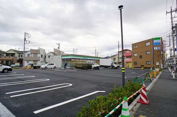 ファミリーマート 相模原若松三丁目店(約578m)