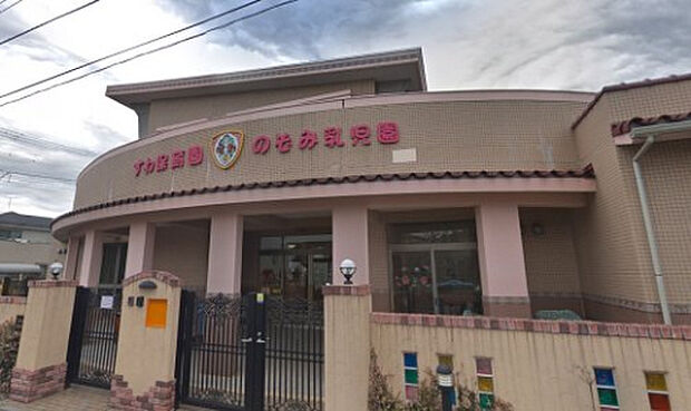 諏訪保育園のぞみ乳児園(約389m)
