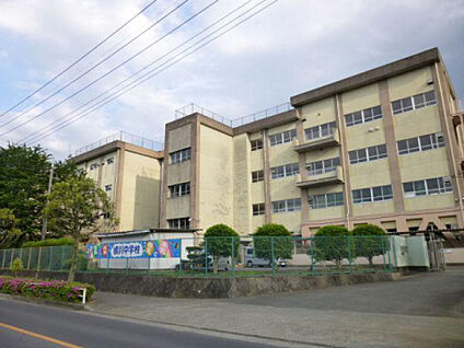 横川中学校 1110m(徒歩14分)