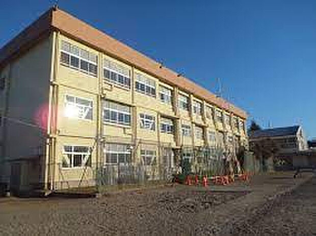 座間小学校(約1,473m)