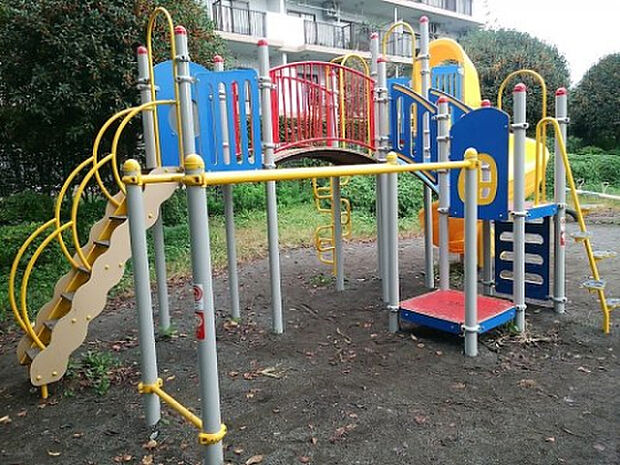 入谷くつがた公園(約1,205m)
