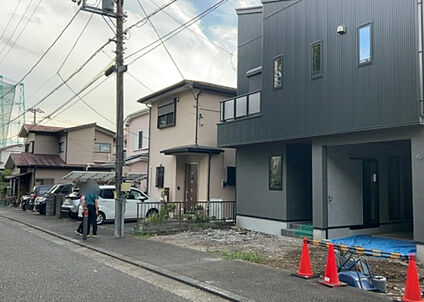 前面道路含む現地写真_2