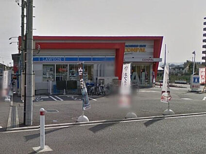 ローソン　相模原緑西橋本四丁目店 370m(徒歩5分)