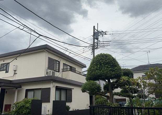 【物件からの展望_2】眺望を気にして物件を探す場合、前面に建物が建っていないか現地で確認しましょう!前面に建物があると景色はもちろん、日当たりや風通しにも影響が出てきます。住んだ時のことを想像しながら現地見学をしましょう。