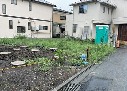 前面道路含む現地写真_2