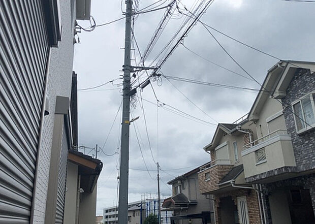 【物件からの展望】眺望を気にして物件を探す場合、前面に建物が建っていないか現地で確認しましょう!前面に建物があると景色はもちろん、日当たりや風通しにも影響が出てきます。住んだ時のことを想像しながら現地見学をしましょう。