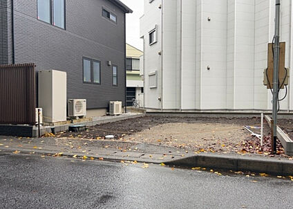 前面道路含む現地写真_2