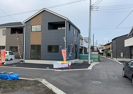 前面道路含む現地写真_2