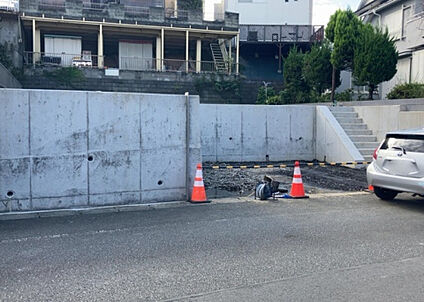 前面道路含む現地写真_3