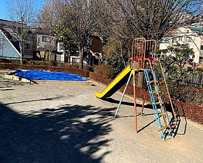 坂下第２児童公園 67m(徒歩1分)