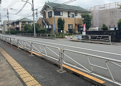 前面道路含む現地写真_2