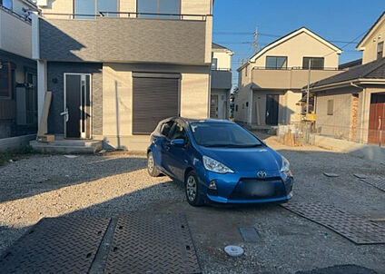 前面道路含む現地写真_3