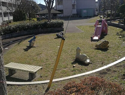 元本郷二丁目公園 328m(徒歩5分)