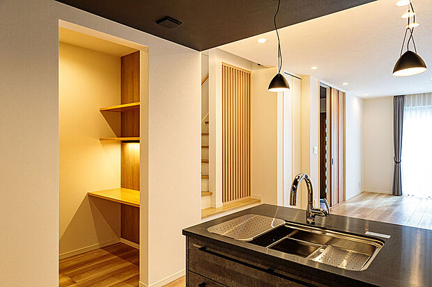 【スタディコーナー】T-3/スタディコーナーはお子さんの勉強スペースにピッタリ!家族との距離も近いので安心して取り組めます。