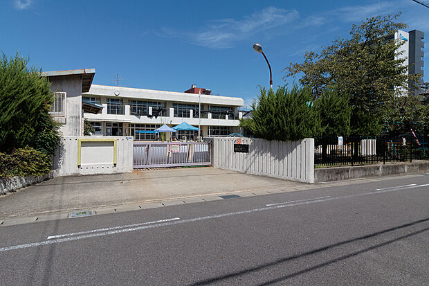 押場保育園(約80m)