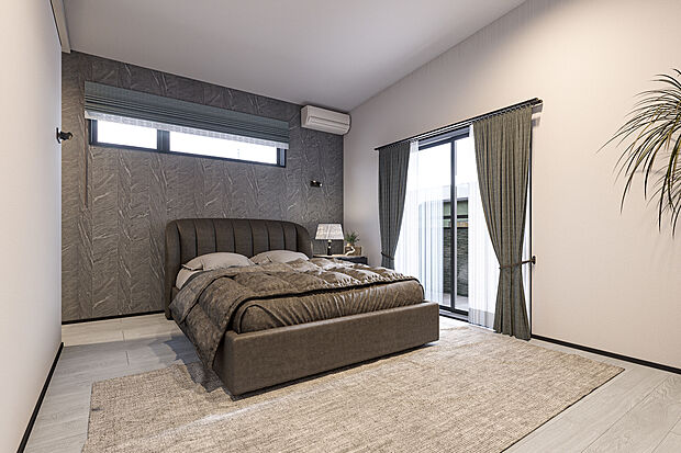 【主寝室完成予想図】T-2／10.5帖の主寝室には南側にバルコニーが隣接し、爽やかな陽差しと風を室内に届けてくれます。心から寛げる穏やかさを併せ持ち、心身共にリラックスできる温もりある空間を演出します。