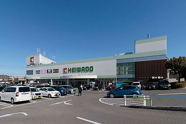 グリーンプラザ（平和堂・ジャンボエンチョー他）（約160m）