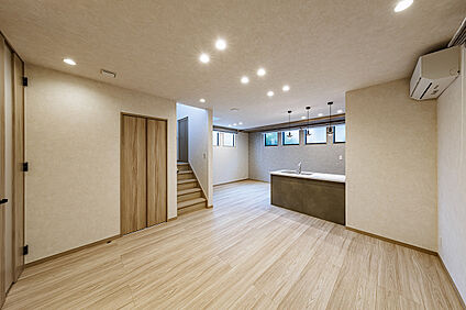 リビングダイニング