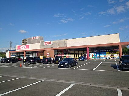 ピアゴ豊川店 1659m(徒歩21分)