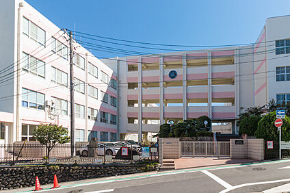 陽明小学校 720m(徒歩9分)