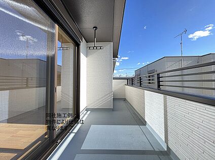 バルコニー※同社施工例