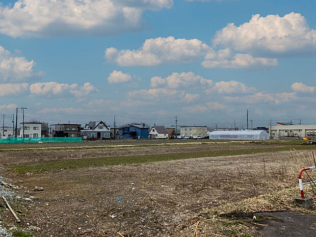 【現地写真】
現在更地につき即お引渡しも可能！解体費用が掛からず、お引き渡し後はスムーズに建築をスタートできます。
(2026年4月撮影）