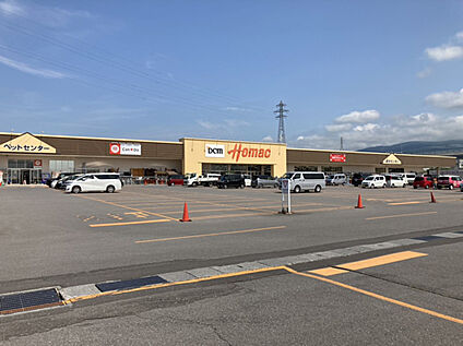 DCMホーマック石川店 780ｍ(徒歩10分)