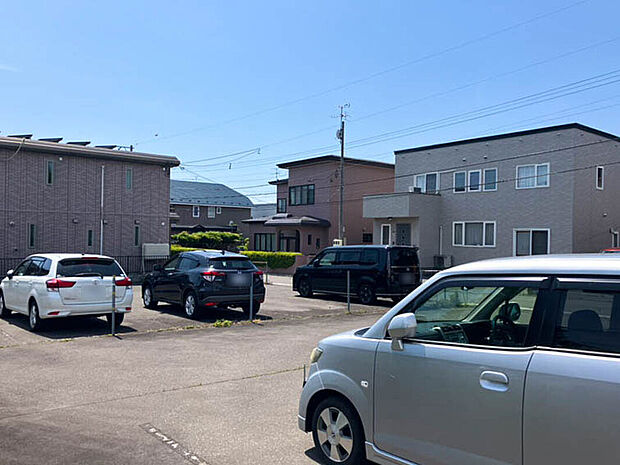 【【現地写真】】更地でのお引渡しですので、引き渡し費用がかからないのも嬉しいポイント!お引き渡し後はスムーズに建築を始めることができます。
(2026年2月撮影)