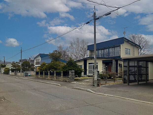 【【現地写真】】経済的で地球環境にもやさしい都市ガスエリア。緑豊かな公園も近く、自然を身近に感じられる立地です。
(2026年3月撮影)