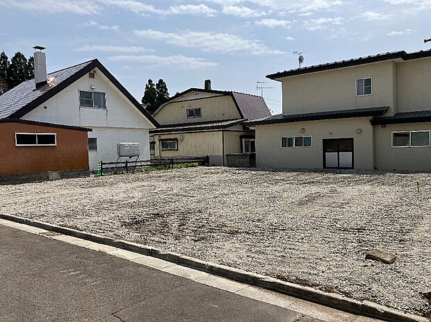 【【現地写真】】周辺は第一種低層住居専用地域の閑静な住宅街。のびのびと暮らせる環境も魅力のポイントです。
(2026年4月撮影)