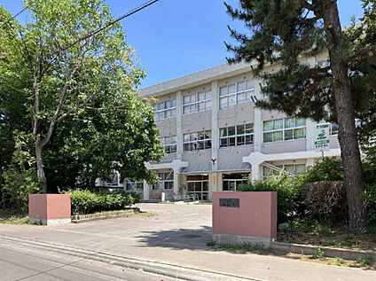 本通小学校 1400m(徒歩18分)