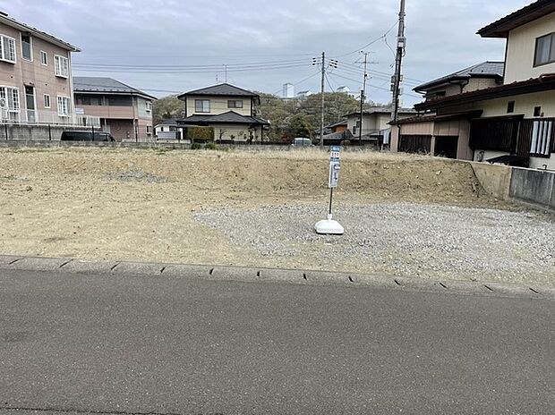 【【現地写真】】周辺は車通りも少なく、ゆったりとした時間を過ごしやすい穏やかな住環境です。ぜひ周辺環境と合わせて現地をご覧ください。
(2026年10月撮影)