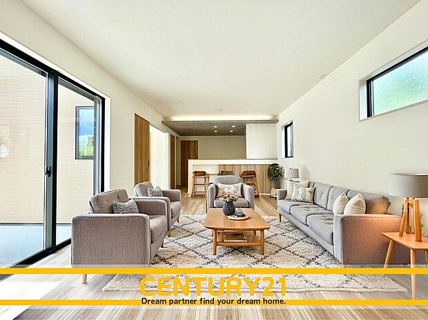 ※家具・CG加工はイメージです。販売価格等には含まれません。
■■憩いのリビング■■
リビングとダイニングの空間機能を活かし、巧みに使い分ける発想が、ライフスタイルに新しいゆとりをもたらします。