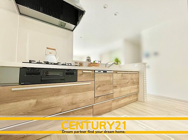 ◆同一建築会社の他現場写真◆
現地&同一施工会社の完成物件もご案内可能です。