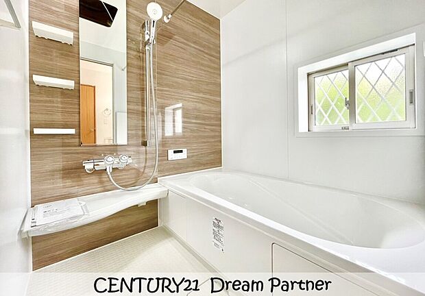 ◆同一建築会社の他現場写真◆
現地&同一施工会社の完成物件もご案内可能です。